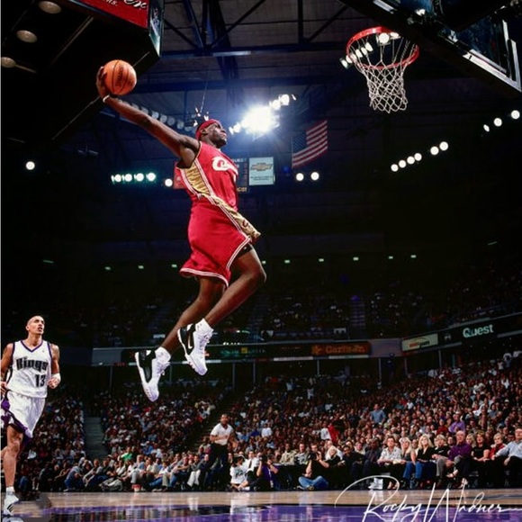 Meet your Posher, Robin - Picture 5 of 11